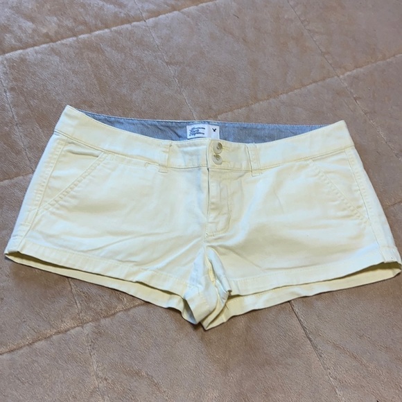 American Eagle Outfitters Stretch yellow Shorts - Picture 2 of 8
